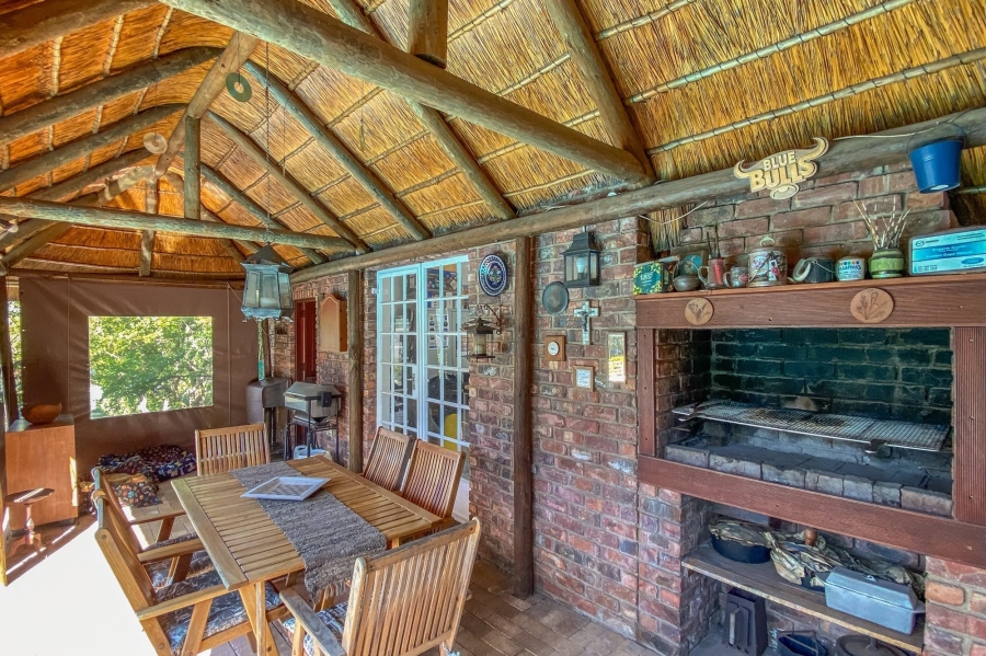 4 Bedroom Property for Sale in Vanes Estate Eastern Cape
